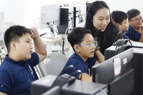 Giúp học sinh tự vệ trên không gian mạng
