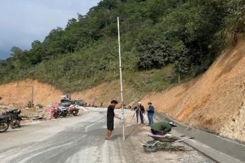 Nhà thầu đợi vốn, chờ mặt bằng tăng tốc thi công nâng cấp đường địa phương
