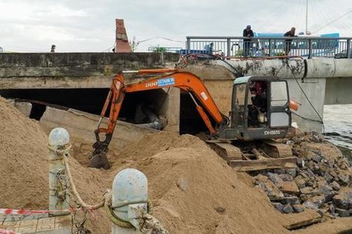 Khánh Hòa: Cấm xe tải trên 2,5 tấn và xe khách trên 16 chỗ qua cầu Trần Phú