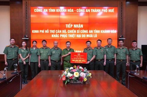 Công an TP Huế hỗ trợ Công an các tỉnh Nam Trung Bộ, Tây Nguyên khắc phục hậu quả mưa lũ