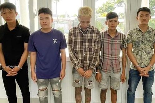 Triệt phá hai nhóm cướp tài sản