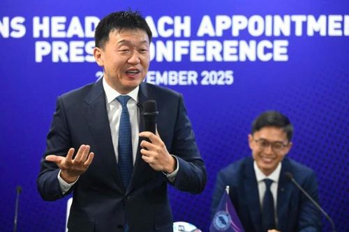 Chủ tịch bóng đá Singapore bỏ 41 tỉ đồng tiền túi thưởng đội tuyển quốc gia