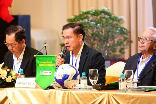 Ông Trần Anh Tú làm Chủ tịch Liên đoàn Bóng đá TP.HCM