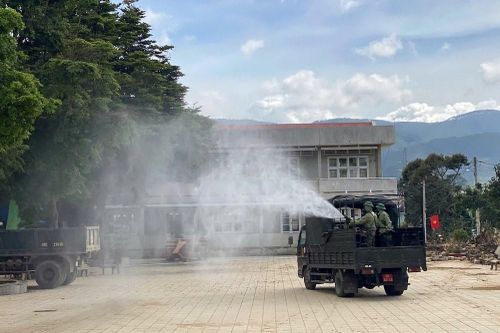 Chủ động phòng chống dịch bệnh sau mưa lũ