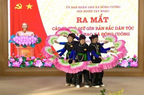 Ra mắt CLB giữ gìn bản sắc dân tộc người Tày Khao ở Đông Cuông