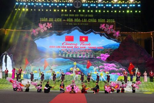 Đặc sắc chương trình nghệ thuật giao lưu hữu nghị Việt Nam - Trung Quốc