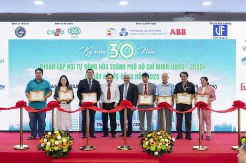 HAuA khẳng định vai trò dẫn dắt trong cộng đồng tự động hóa Thành phố Hồ Chí Minh