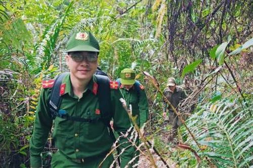 Từ giảng đường đại học đến đại ngàn Trường Sơn