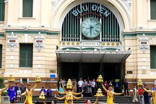Biểu diễn ca múa nhạc dân tộc góp phần quảng bá nghệ thuật truyền thống