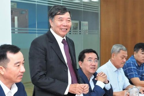PGS-TS Nguyễn Kim Hồng làm Hiệu trưởng Trường ĐH Nguyễn Tất Thành