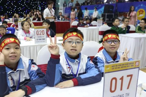 Hà Nội lần đầu tổ chức ngày hội Tiếng Anh STEM, robotics cho học sinh tiểu học