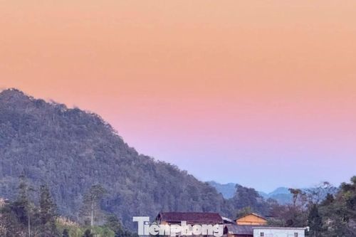 Tọa độ 'xịn nhất' ngắm toàn cảnh làng du lịch tốt nhất thế giới Lô Lô Chải