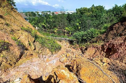 Người dân Đà Nẵng thấp thỏm lo sạt lở khu vực núi Sọ