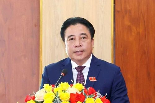 Thủ tướng phê chuẩn nhân sự mới tại các tỉnh Khánh Hòa, Hà Tĩnh và TP Huế