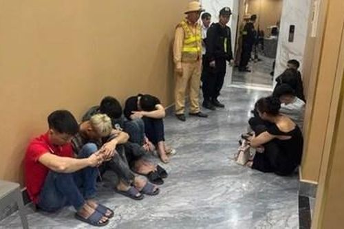 Triệt phá hàng loạt tụ điểm mại dâm, bắt giữ 19 đối tượng
