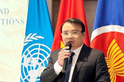 Đoàn công tác tỉnh Nghệ An dự tọa đàm quốc tế về tài chính xanh và nông nghiệp bền vững tại Thụy Sĩ
