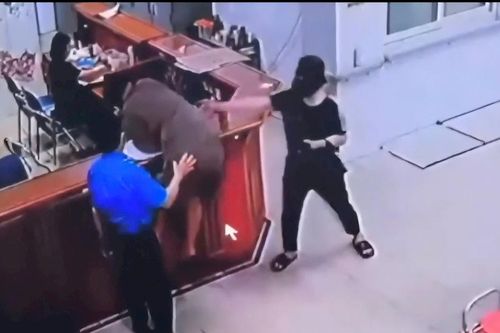 Thanh niên hành hung nhân viên y tế lĩnh án treo