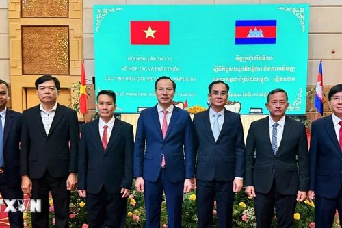 Việt Nam và Campuchia đẩy mạnh hợp tác, phát triển bền vững khu vực biên giới