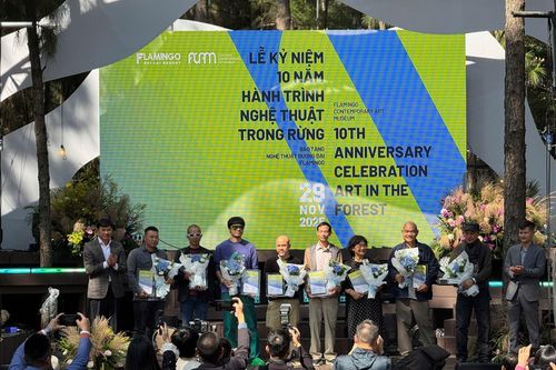Hành trình nghệ thuật trong rừng: Sự hòa hợp giữa con người và thiên nhiên