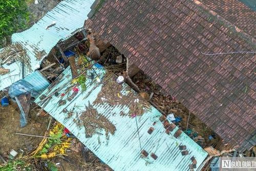Quân khu 5 hỗ trợ dựng lại nhà cho dân vùng lũ trước Tết 2026
