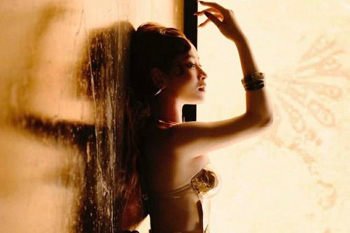 Chi Pu khoe vóc dáng gợi cảm gây 'náo loạn' mạng xã hội