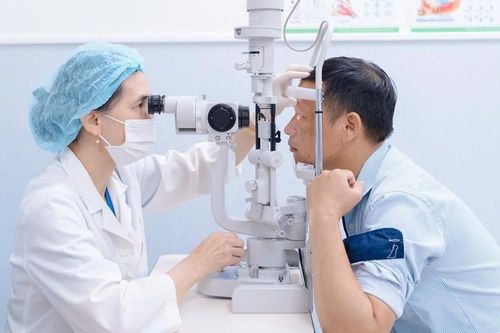 Siết đào tạo ngành Y - Luật: Không thể hôm nay ban hành, ngày mai 'bẻ lái'