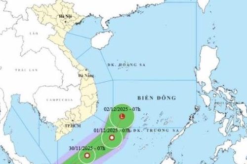 Bộ Công Thương ban hành công điện ứng phó bão số 15 trên biển Đông
