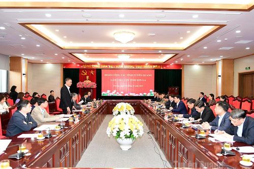 Đoàn công tác tỉnh Tuyên Quang thăm và làm việc tại Sơn La