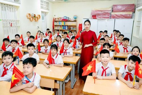 Phú Thọ tuyển 1.568 giáo viên, nhân viên ngành Giáo dục năm 2025