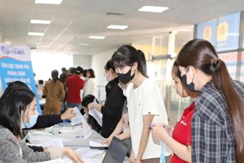 15.000 công nhân, người lao động được khám bệnh miễn phí