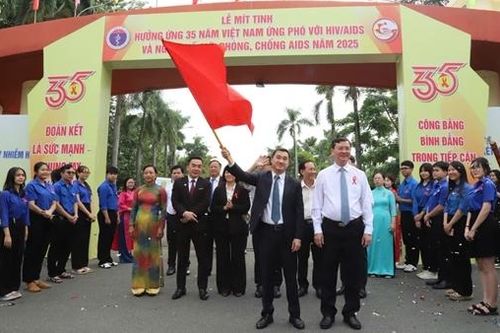 Đoàn kết là sức mạnh - Chung tay chấm dứt dịch bệnh AIDS