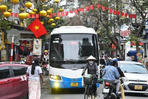 Hà Nội nghiên cứu mở rộng phạm vi cấm ôtô trên 16 chỗ