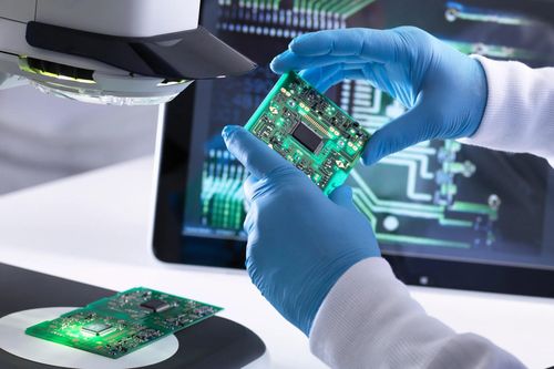 Chuyên gia RMIT cảnh báo nguy cơ Việt Nam lệ thuộc FDI ngành điện tử