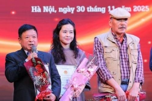 Vinh danh 50 tác phẩm VHNT tiêu biểu sau ngày đất nước thống nhất