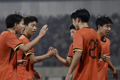 Sức mạnh hủy diệt của U17 Trung Quốc