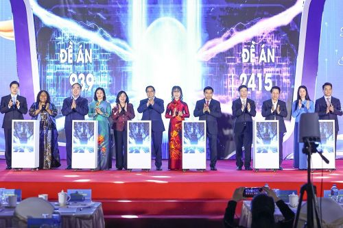 Thủ tướng Chính phủ Phạm Minh Chính dự Hội nghị Hỗ trợ phụ nữ khởi nghiệp