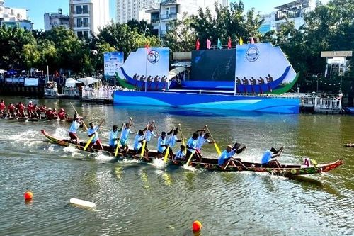 18 đội tranh tài tại Lễ hội đua ghe Ngo tranh cúp Xuân Hòa mở rộng 2025