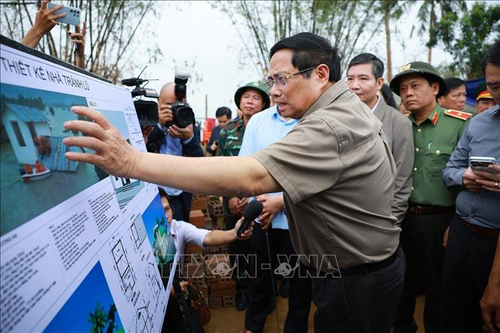Thủ tướng yêu cầu triển khai ngay 'Chiến dịch Quang Trung' thần tốc xây dựng lại nhà ở cho các gia đình bị thiệt hại do các đợt thiên tai