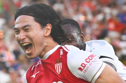 PSG thua đau Monaco bởi ngôi sao Nhật Bản