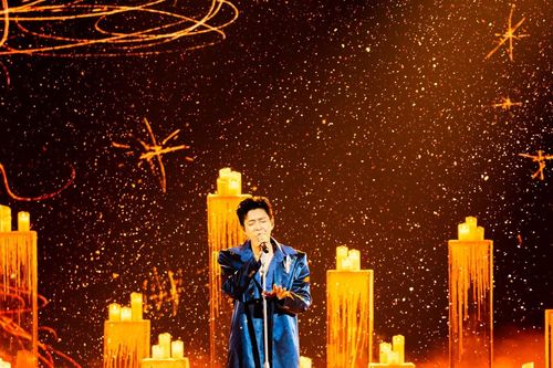 Mẹ Negav xúc động xem con trai diễn, HIEUTHUHAI hỗ trợ Ngô Kiến Huy viết rap