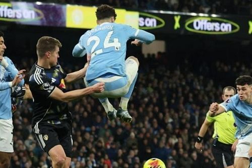 Foden 90+1 giải cứu Man City sau màn phung phí cơ hội