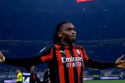 Leao ghi bàn, AC Milan thắng Lazio 1-0, tạm dẫn đầu