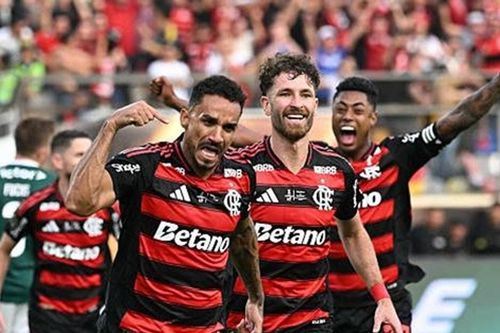 Flamengo hạ Palmeiras 1-0, vô địch Copa Libertadores