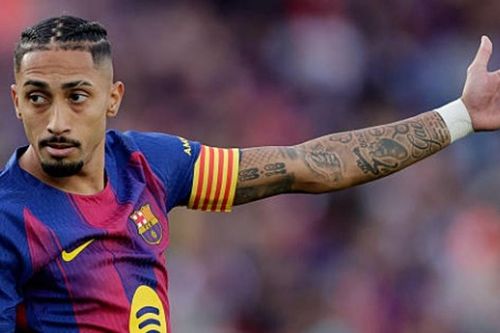 Barcelona thắng ngược 3-1 Alavés, Raphinha dẫn nhịp