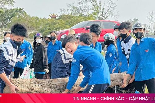 Tuổi trẻ Hà Tĩnh hưởng ứng cao điểm 60 ngày xây dựng nông thôn mới