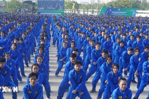 Màn đồng diễn võ nhạc Vovinam của 60.000 học sinh xác lập kỷ lục thế giới