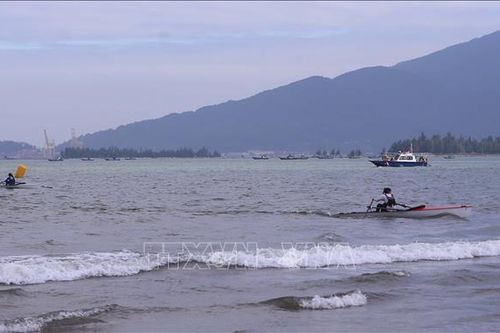 Đà Nẵng đứng đầu tại giải đua thuyền Rowing biển