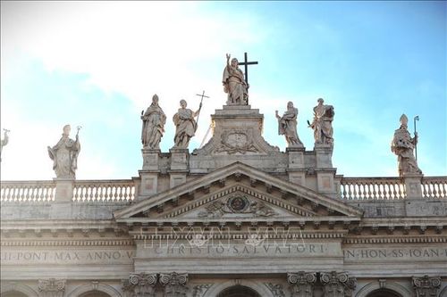 Khám phá tuyệt tác Vương cung thánh đường Thánh John Lateran tại Italy