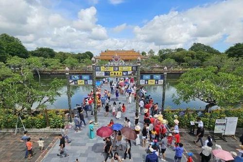Du lịch Huế đối mặt với nhiều khó khăn, thách thức sau khi trải qua các đợt mưa bão