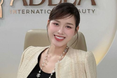 Vòng cổ ngọc trai của Đỗ Thị Hà